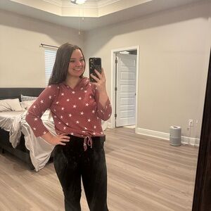 Star Patterned Burgundy Sweater